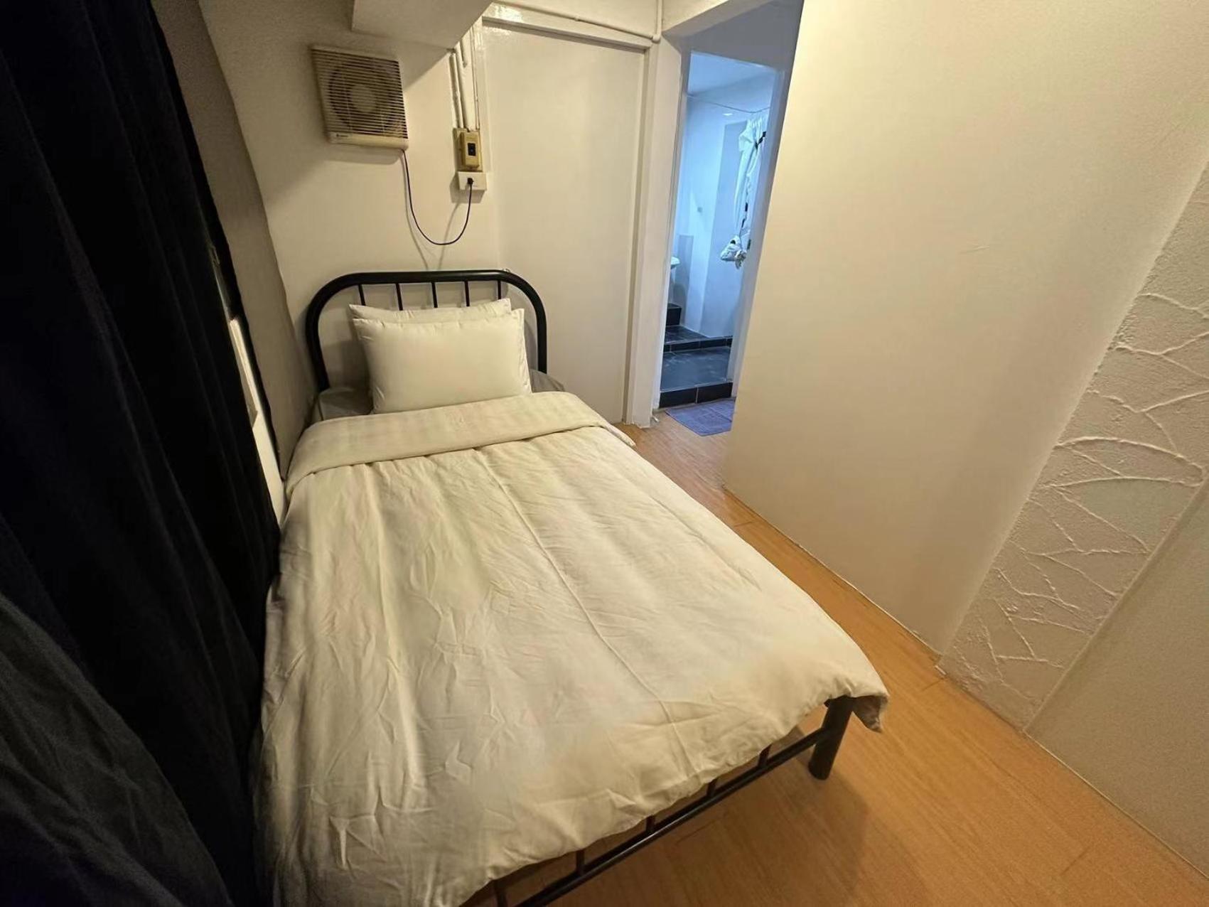 The Cute Silom Hostel Бангкок Екстер'єр фото