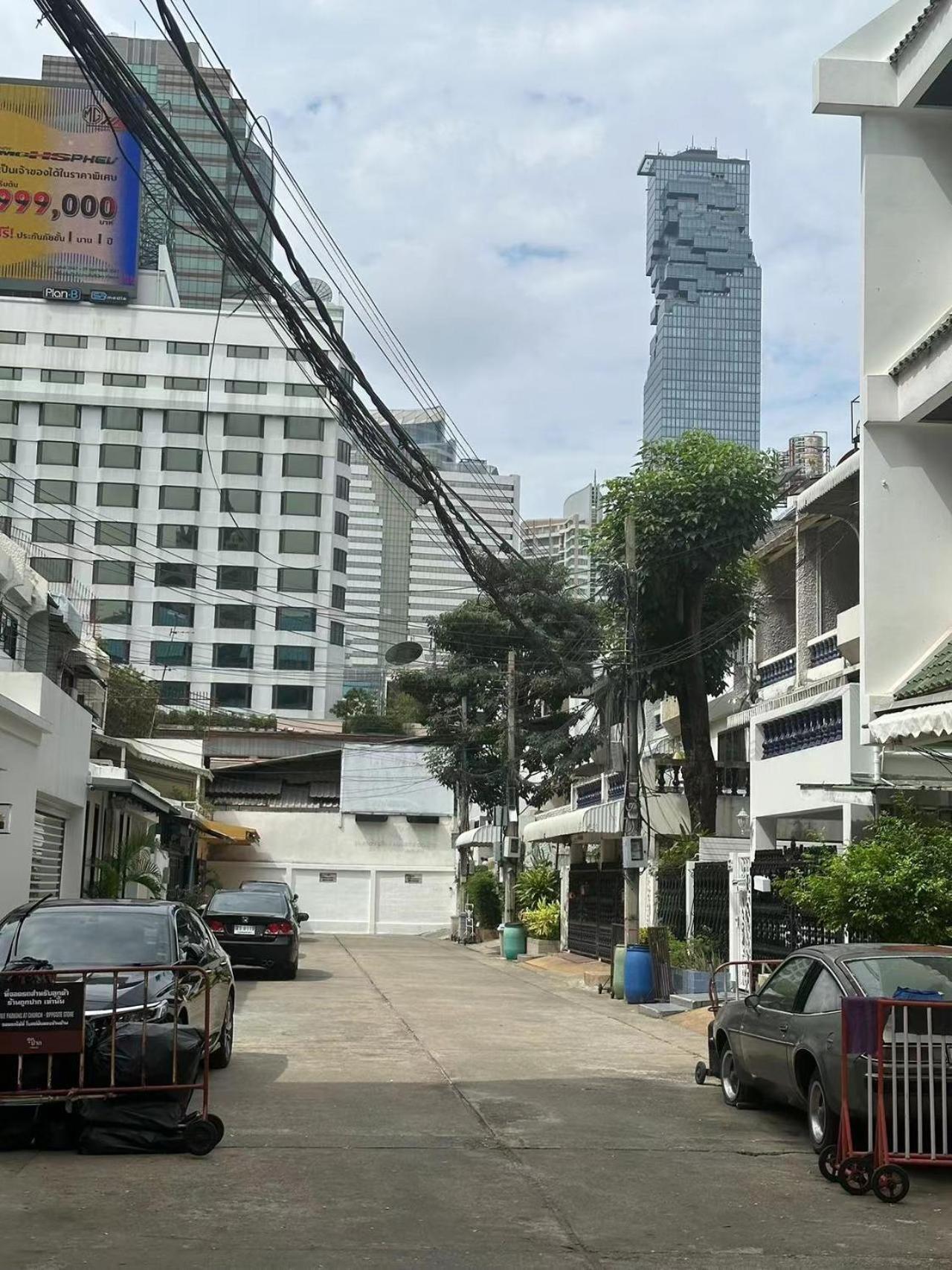 The Cute Silom Hostel Бангкок Екстер'єр фото
